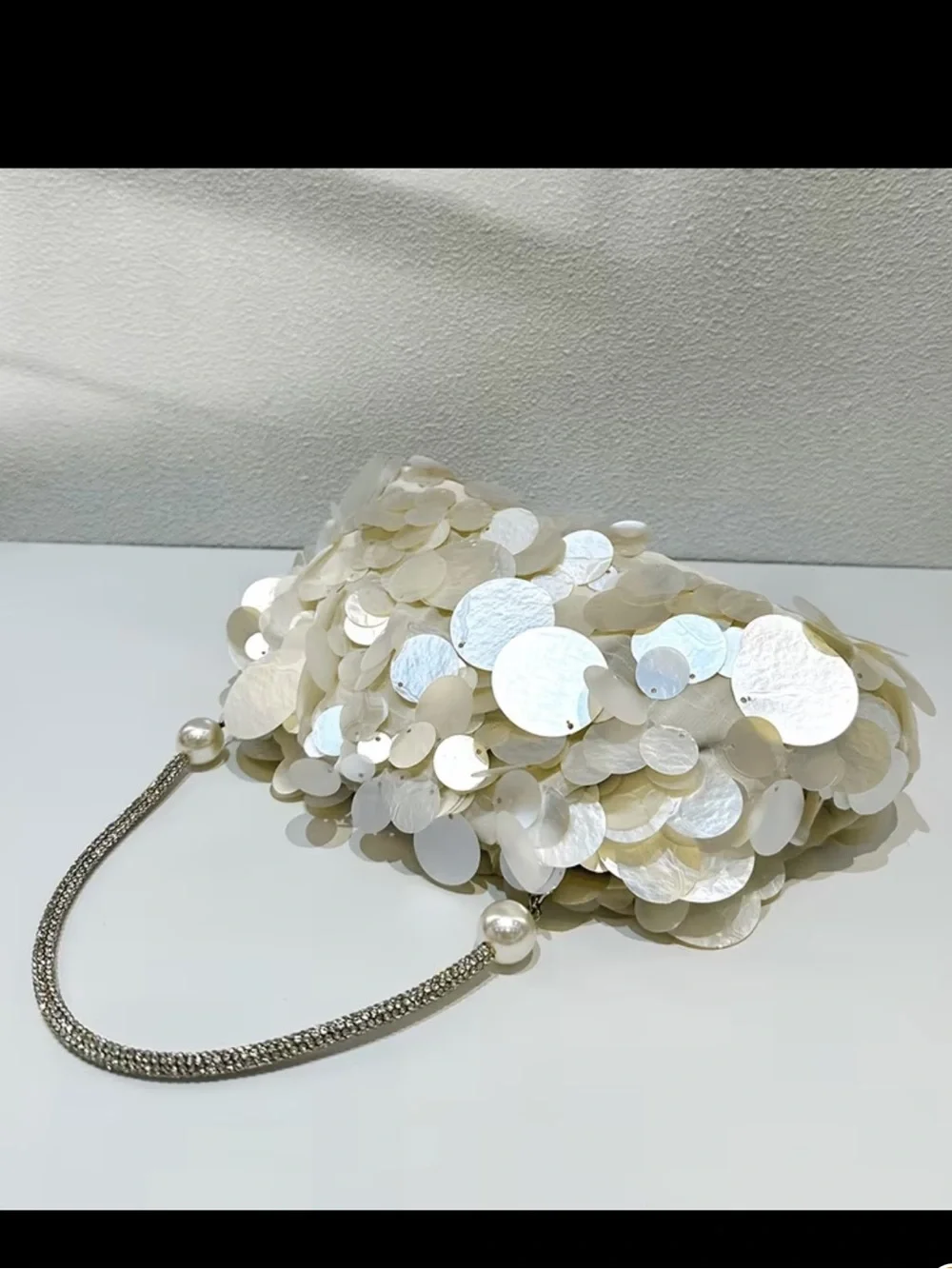 Elegant Ivory Sequin Disc Evening Bag with Chain Handle